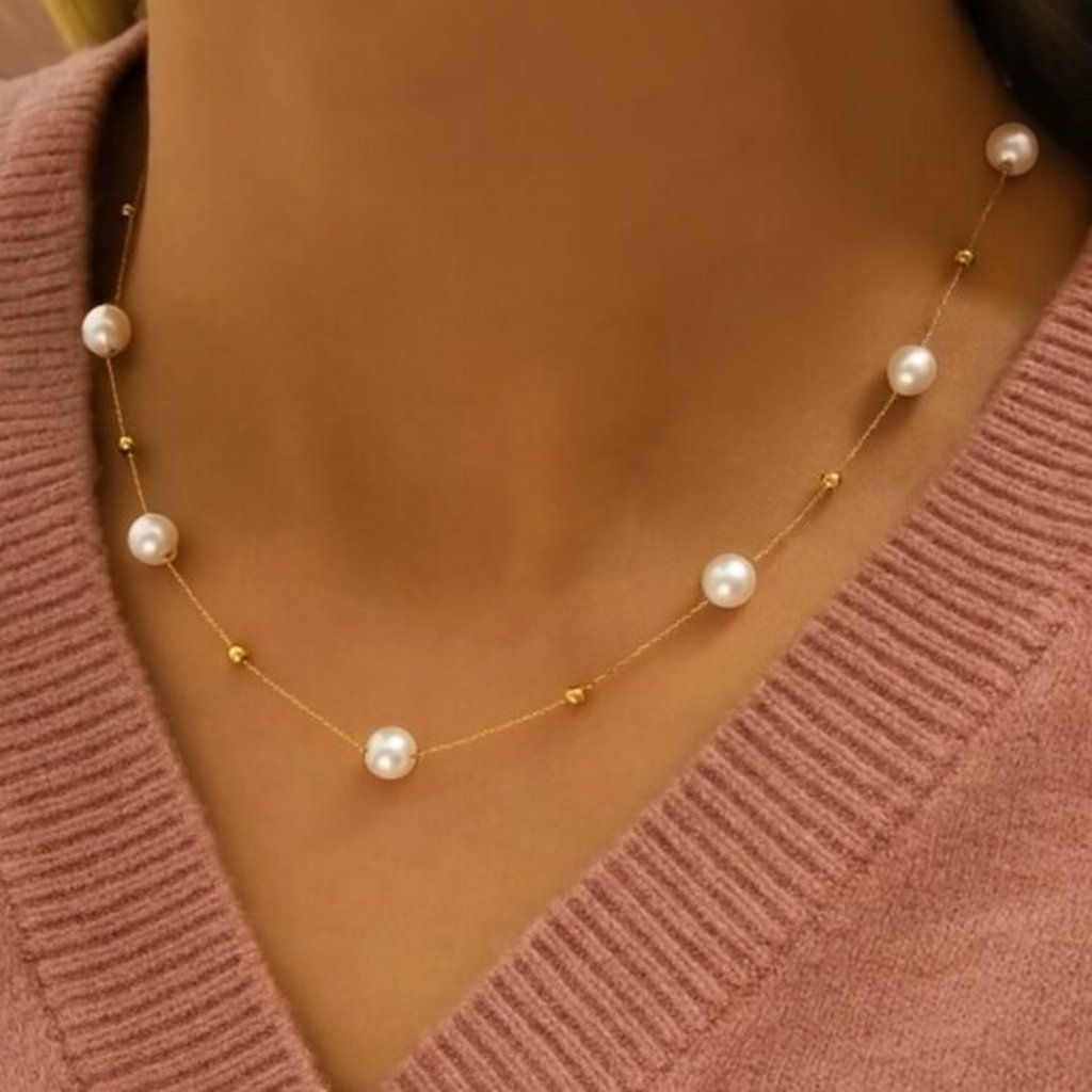 “Camila” Elegant Pearl Necklace